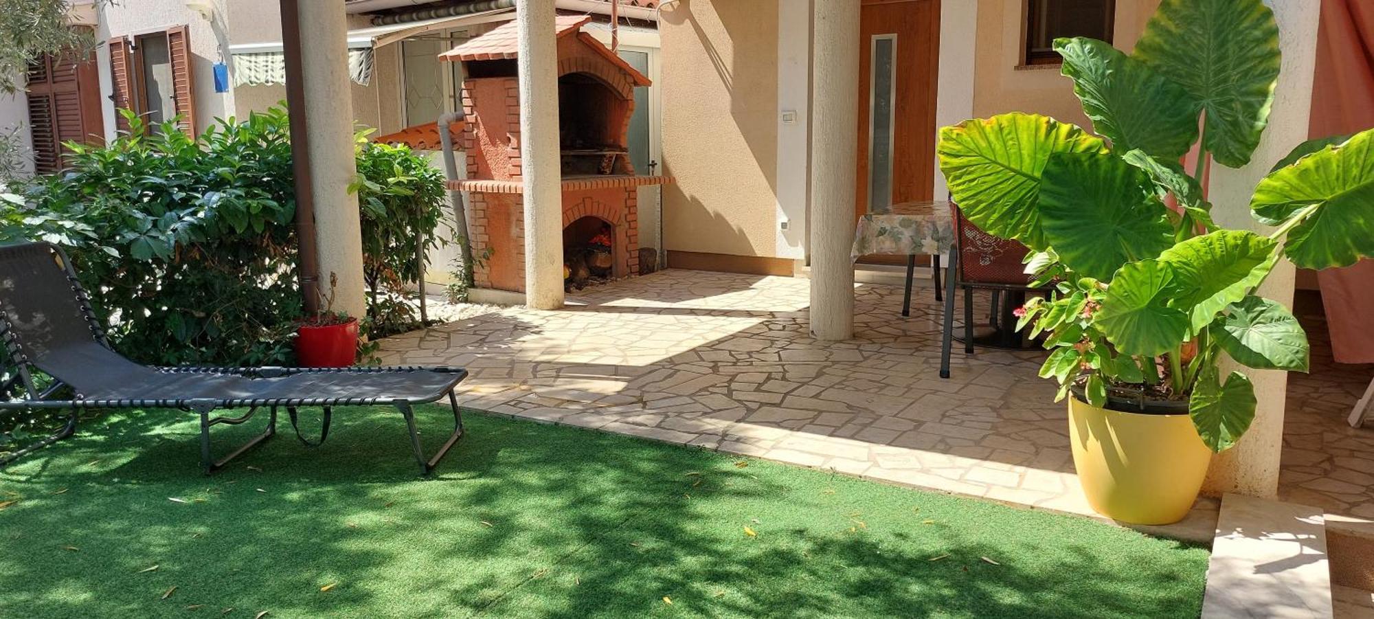 Apartments Asterix Pula Zewnętrze zdjęcie